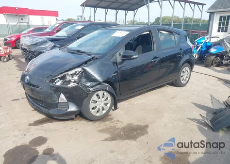 2014 Toyota Prius C Three z USA, uszkodzony, nr VIN JTDKDTB36E1083120